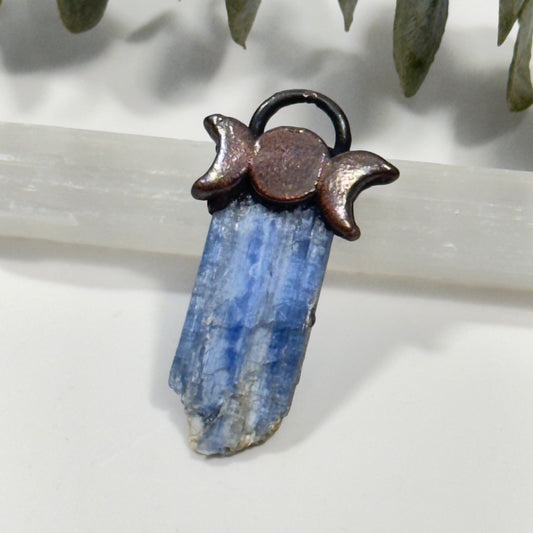 Healing Kyanite crystal necklace