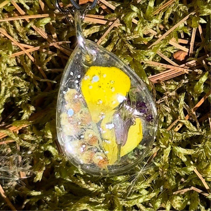 Meadow Wildflowers Necklace