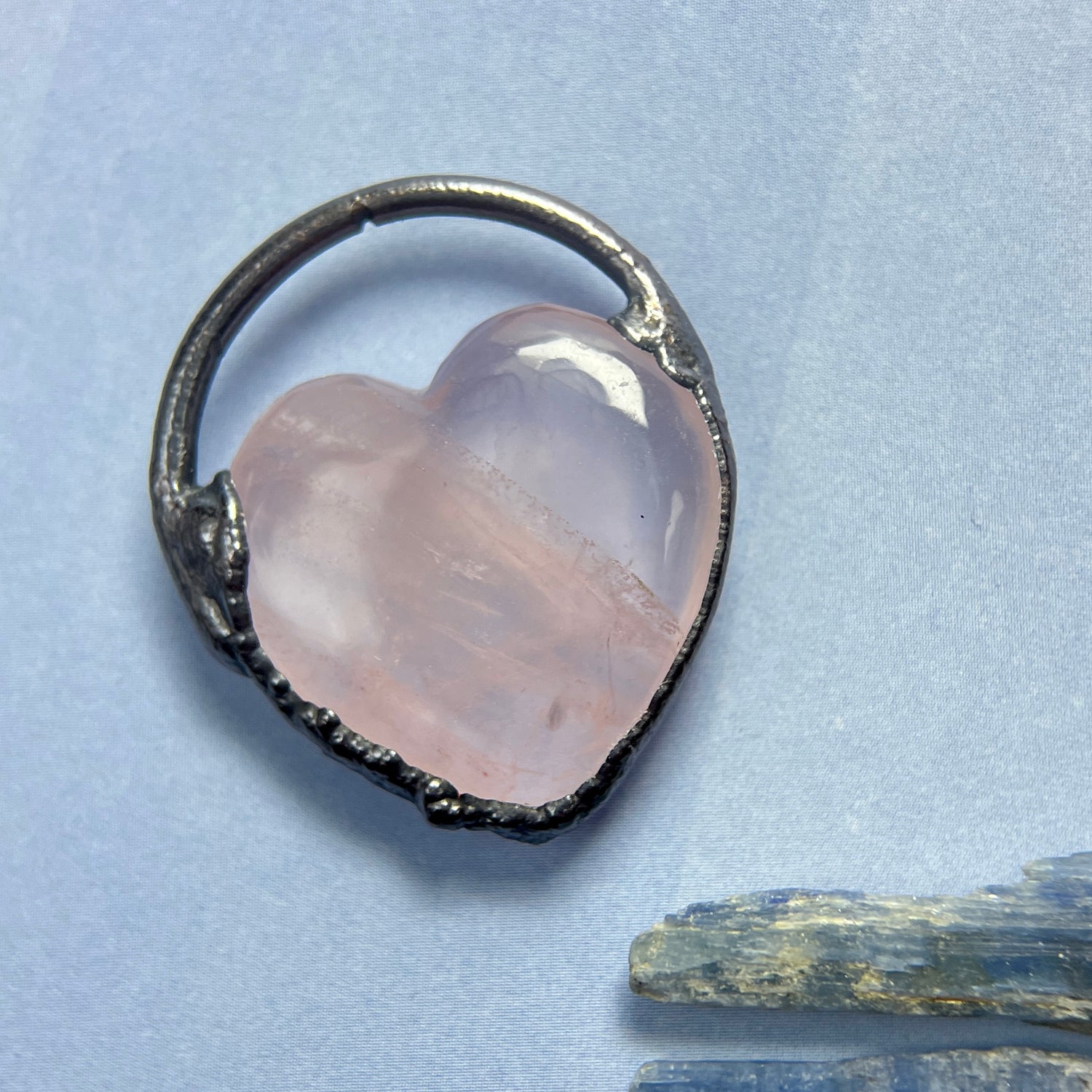 Handmade healing crystal heart pendant necklace 