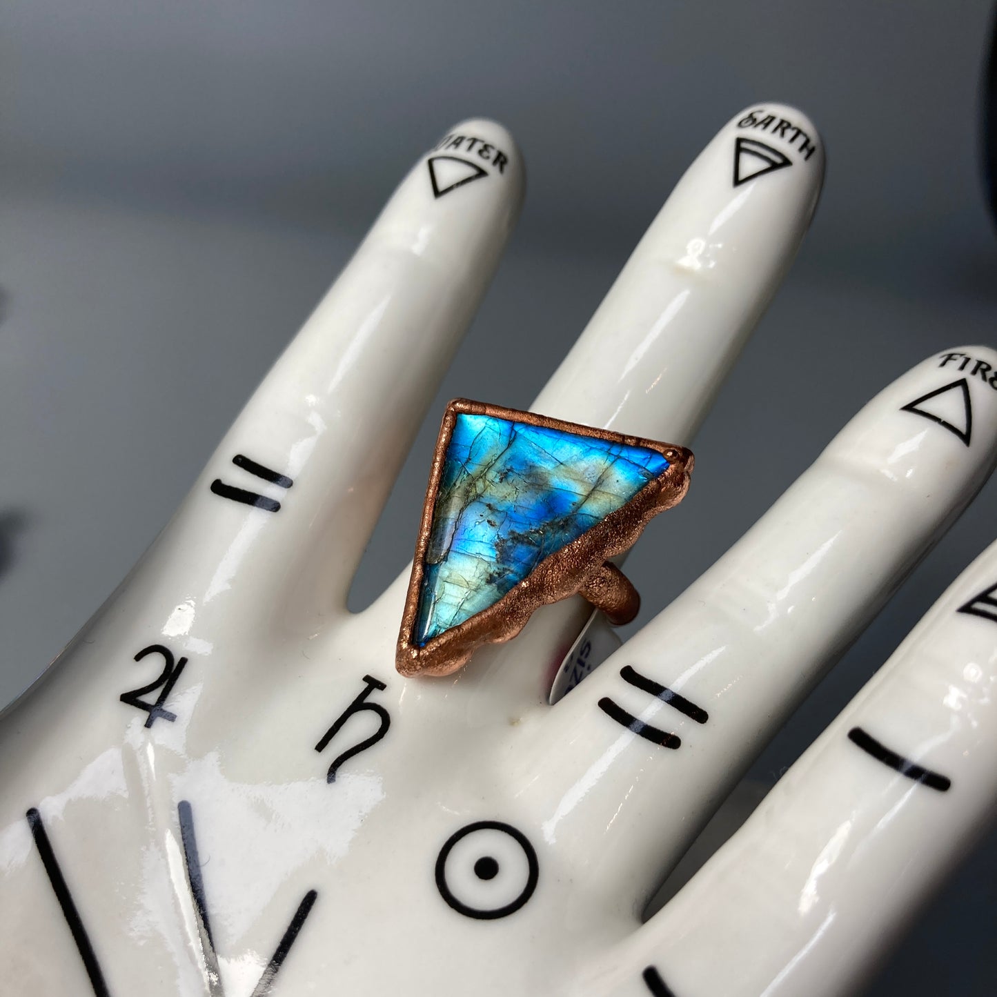 Handmade Healing Kresta Labradorite triangle ring with copper, size 8
