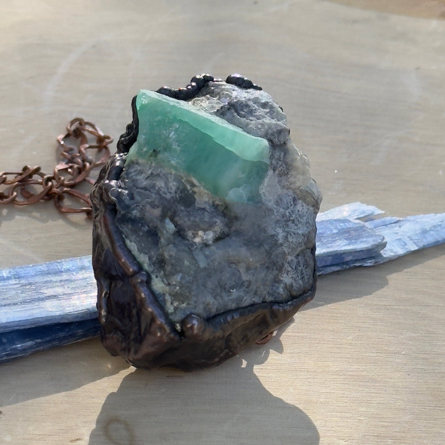 Emerald Healing Crystal Necklace
