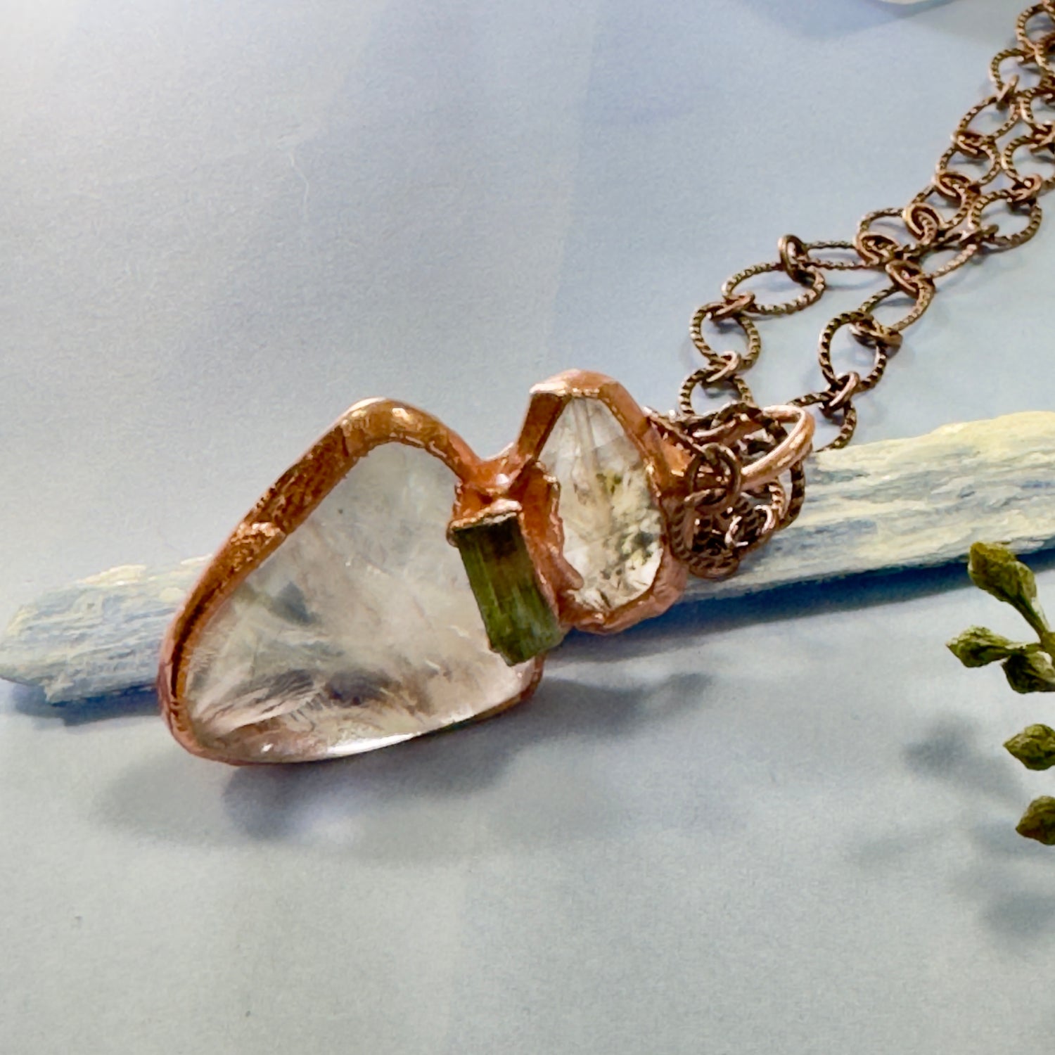 Lunar stone jewels heart chakra pure quartz necklace unisex ￼