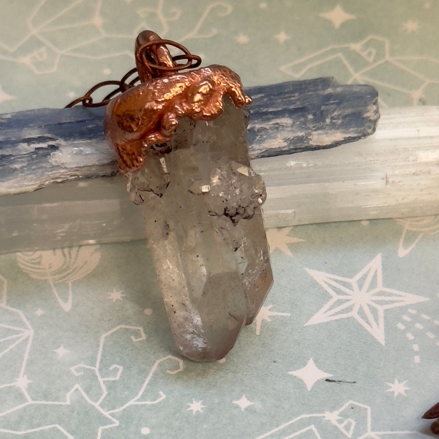 Quartz Point Pendant Necklace