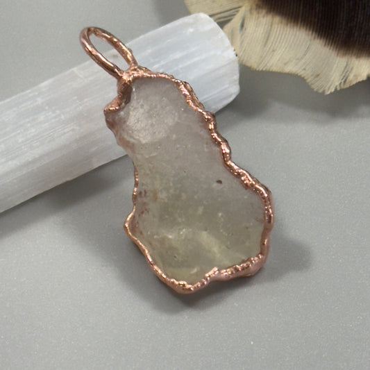 Livian Desert glass and copper pendant necklace unisex