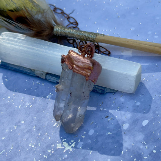 Quartz Point Pendant Necklace