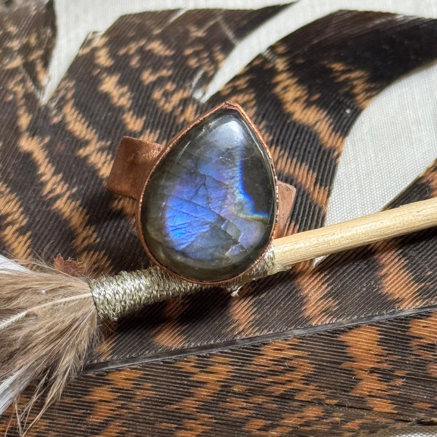 Handmade healing crystal Labradorite ring teardrop blue flash