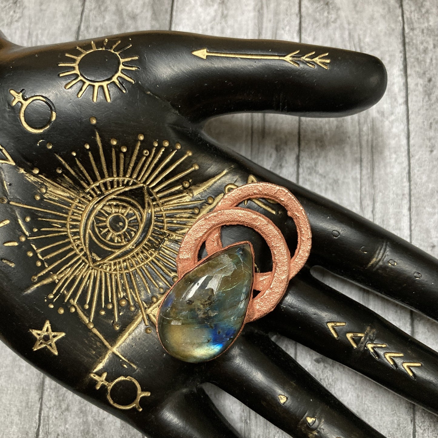 witchy goddess labradorite pendant
